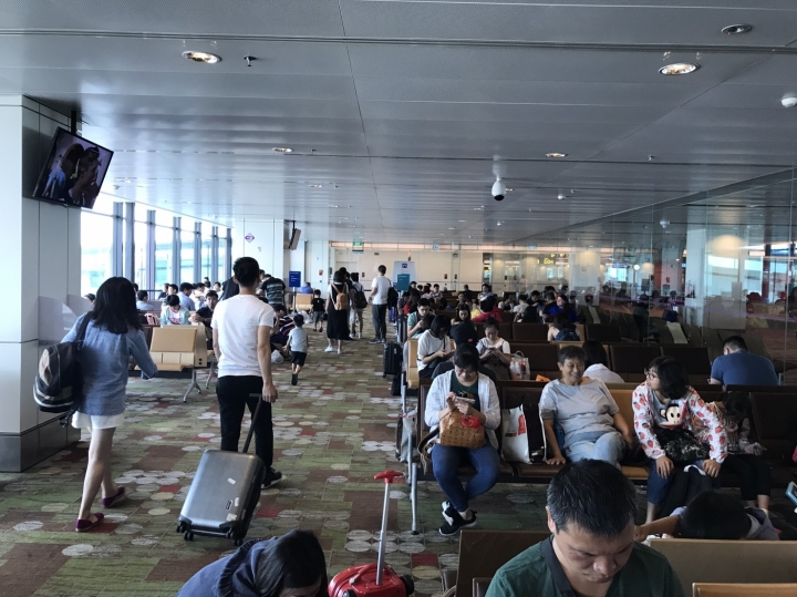 飛行紀錄:新加坡-香港 國泰首架A350 CX690 商務艙