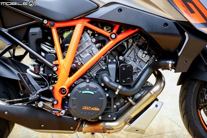 猛獸也能很紳士 KTM 1290 SuperDuke GT 試駕