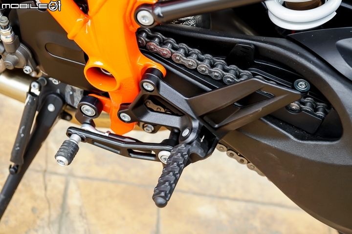 猛獸也能很紳士 KTM 1290 SuperDuke GT 試駕
