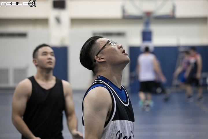 9/5 19:00 下班一起來打球！小惡魔徵球友 一起到內湖室內球場鬥牛！