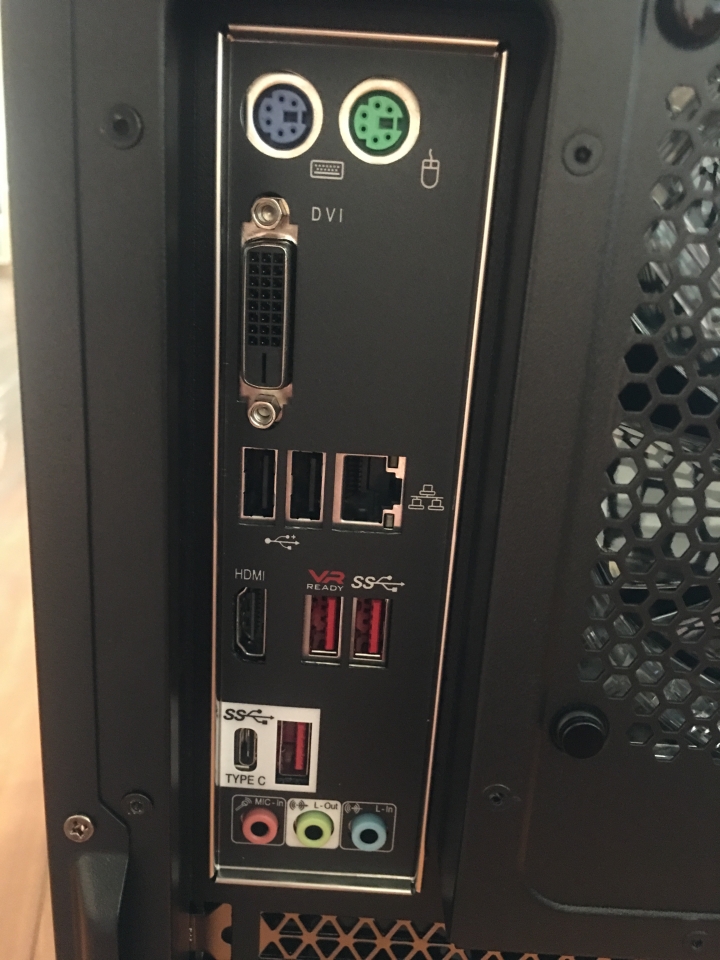 [開箱]MSI INFINITE A 炫光桌機