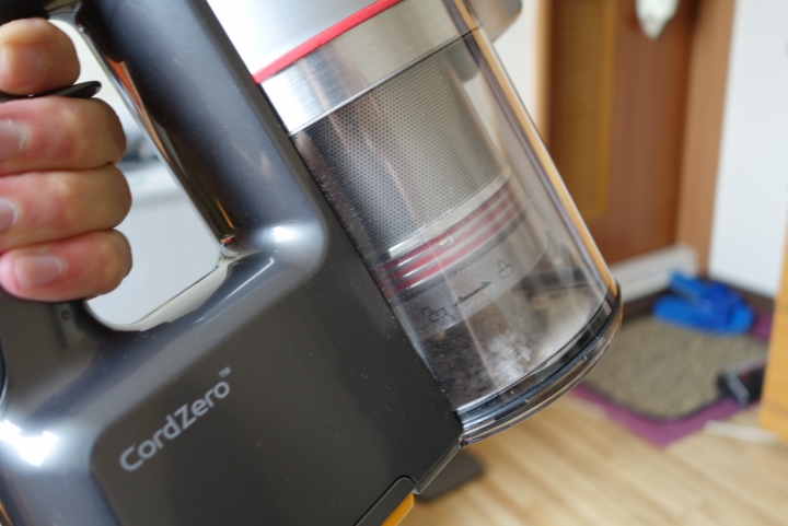 【開箱】滅絕吧塵蟎！LG CordZero A9無線吸塵器