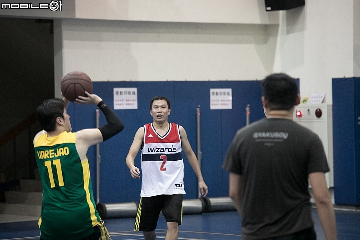 9/5 19:00 下班一起來打球！小惡魔徵球友 一起到內湖室內球場鬥牛！