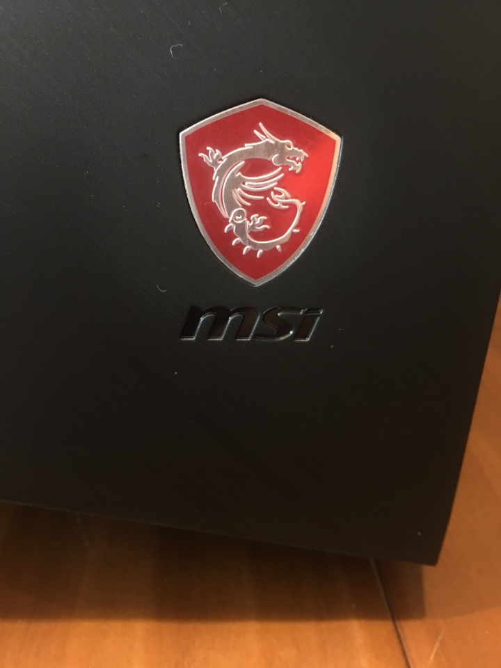 [開箱]MSI INFINITE A 炫光桌機