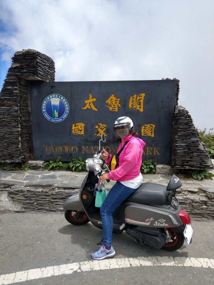兩個大叔+一位大嬸還有豬小弟........的找尋回憶之旅！