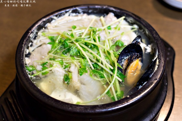 (邀稿)高雄前鎮︱玉豆腐韓國豆腐煲專門店(高雄夢時代店)