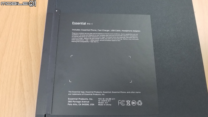 [開箱]Essential Phone 安卓之父Andy Rubin 設計款手機 簡單分享~