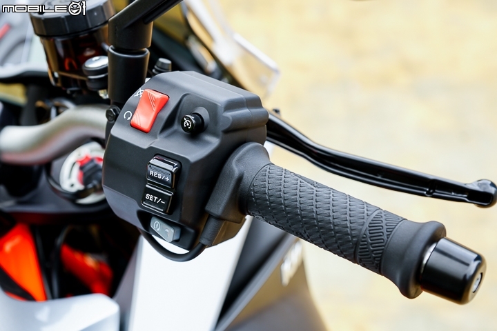 猛獸也能很紳士 KTM 1290 SuperDuke GT 試駕