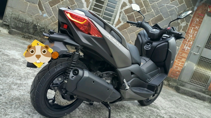 生日禮物終於到了 YAMAHA XMAX 300