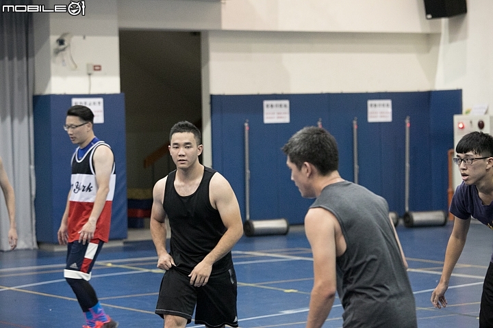 9/5 19:00 下班一起來打球！小惡魔徵球友 一起到內湖室內球場鬥牛！