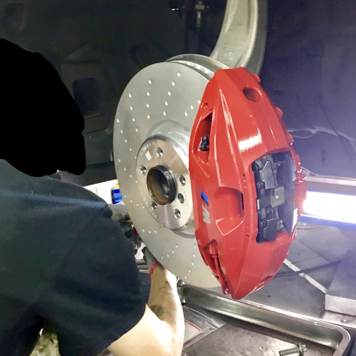 牽一髮動全身改改改不停之G30 M Performance煞車組分享