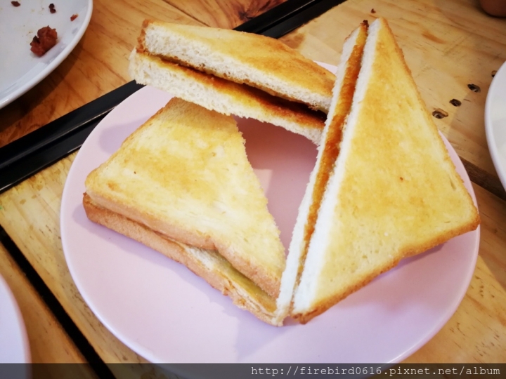 [桃園中壢元智大學]馬來西亞料理貓城古晉風味餐--巴科珈琲店Bakokopitiam