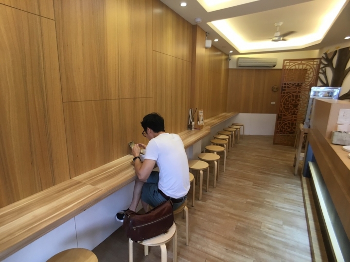 SOLO的玩樂指南【台中一中街】霜府手作-柴犬饅頭與蛋黃哥饅頭