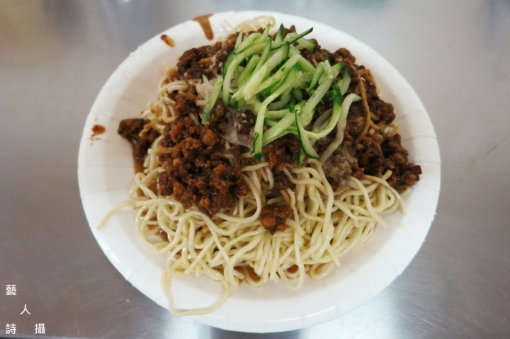 炎夏午餐提案.東區特製涼麵@食在台北.藝人詩攝