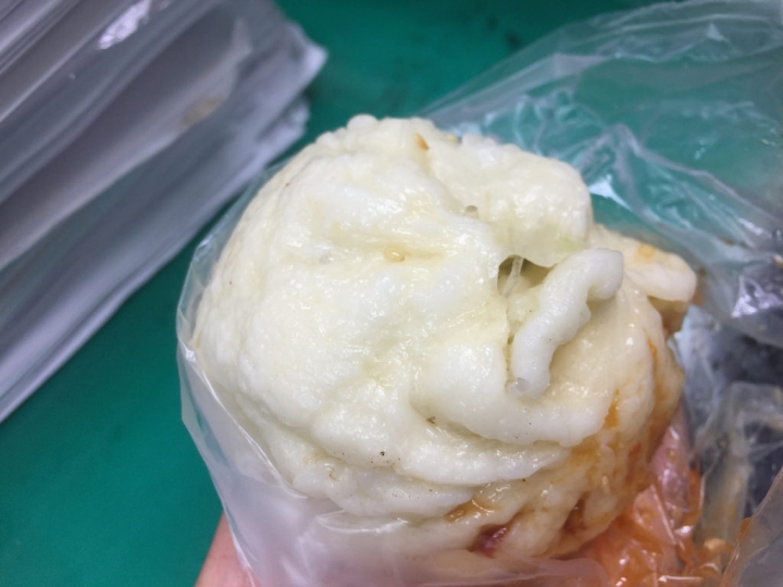 【食記】板橋新埔站/莊敬路。阿秋水煎包~水煎包一個10元 好吃又便宜cp值高