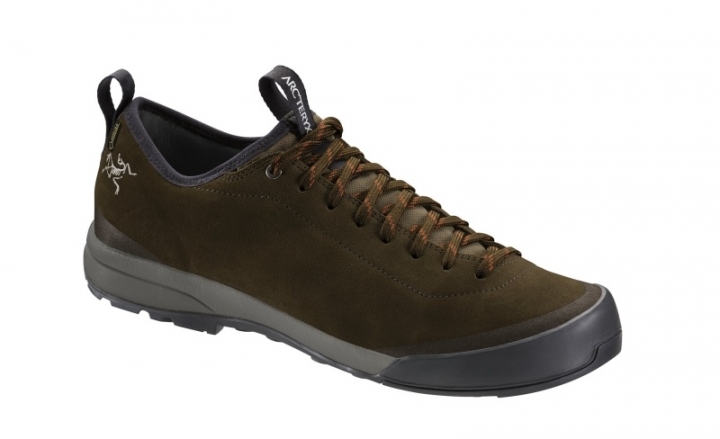 [亂開箱] Arcteryx 始祖鳥 Acrux SL Leather GTX 皮革登山鞋