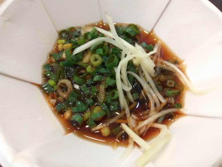 [宵夜/晚餐/點心]苗栗頭份交流道附近豐籠鮮肉湯包食記~特色的湯包名產~平價~葱花多~