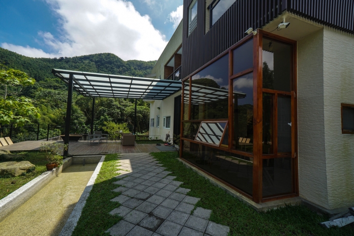 南投民宿 | 溪頭有晴天 鹿谷隱逸秘境 療癒旅人的身心 讓森林成為室內的一部分
