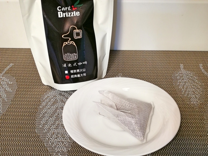 [用泡的手沖咖啡]台南小雨咖啡Cafe Drizzle--浸泡式咖啡--精典義大利--茶包設計比濾掛更方便