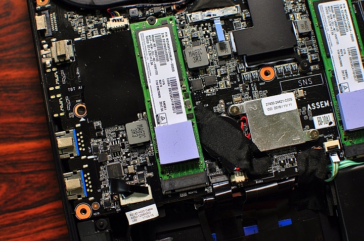 AORUS X9旗艦筆電，打造極輕極薄的高效能遊戲筆電