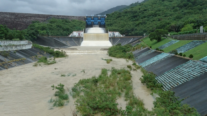 粉嶺族～雨神降臨、大雨下不停的～台中-墾丁300公里