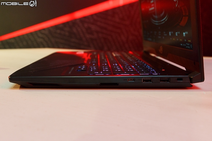 【採訪】為不同遊戲而生 ASUS 發表 ROG Chimera、Strix SCAR/Hero 電競筆電