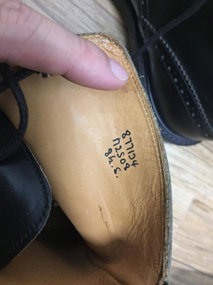 [哪尼開箱] 日本樂天二手 Tricker's stow espresso 驚奇!!!
