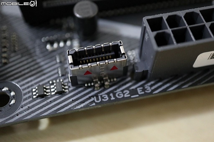 [開箱] Core i7-8700K主流6核高頻來臨 ASUS ROG STRIX Z370-E