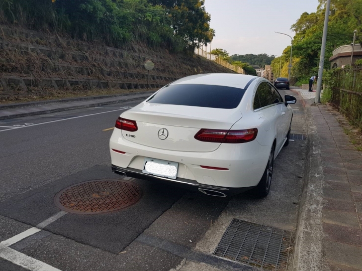 E200 coupe 極簡開箱  駕駛模式