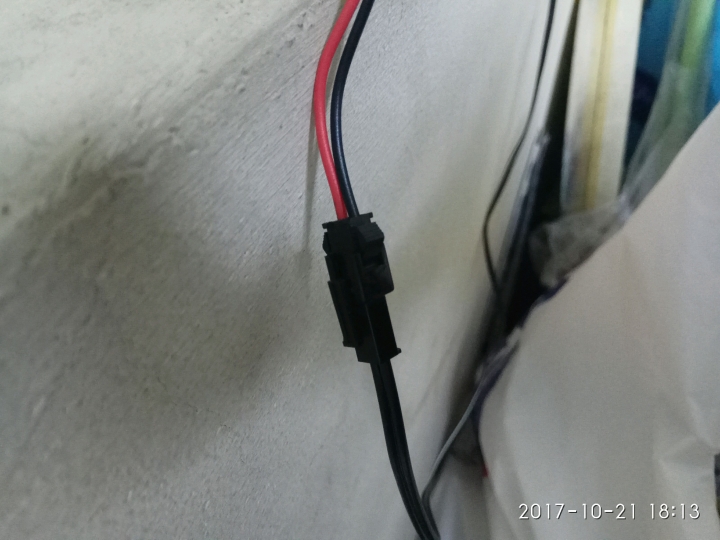 遙控推土機的電池問題