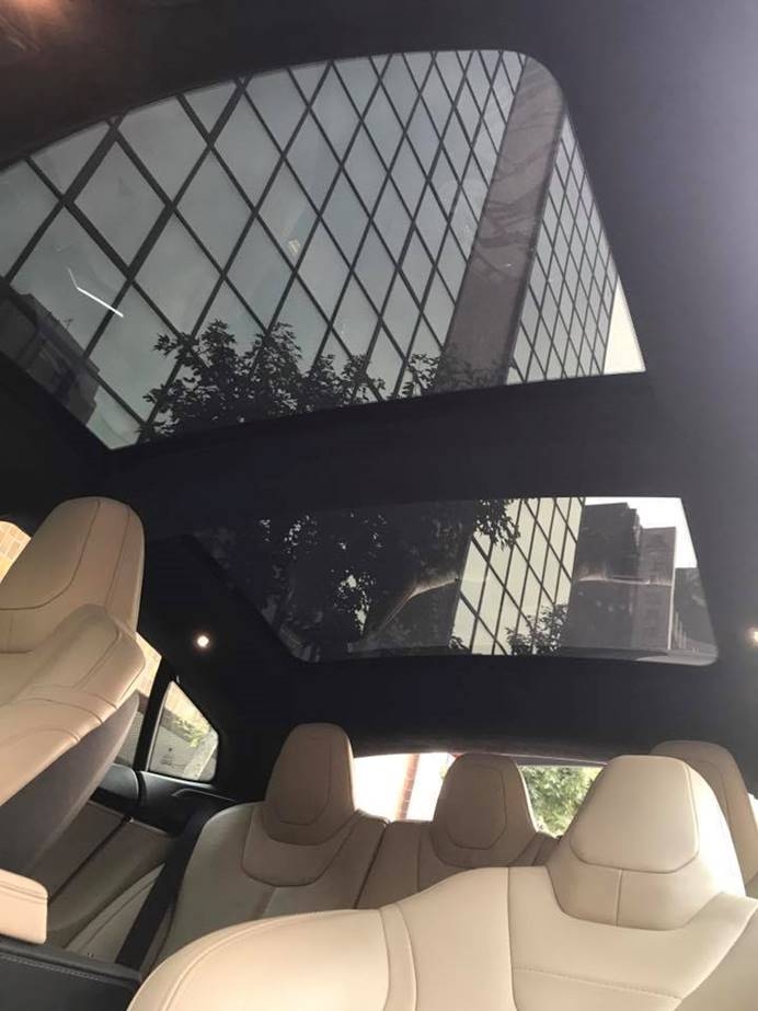 Tesla不比加速還有優勢嗎？卡丁車賽車場心得～
