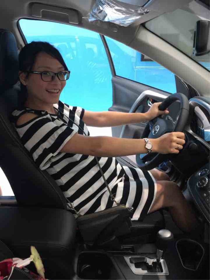 RAV 4 和CX5展間看車心得 (含圖)