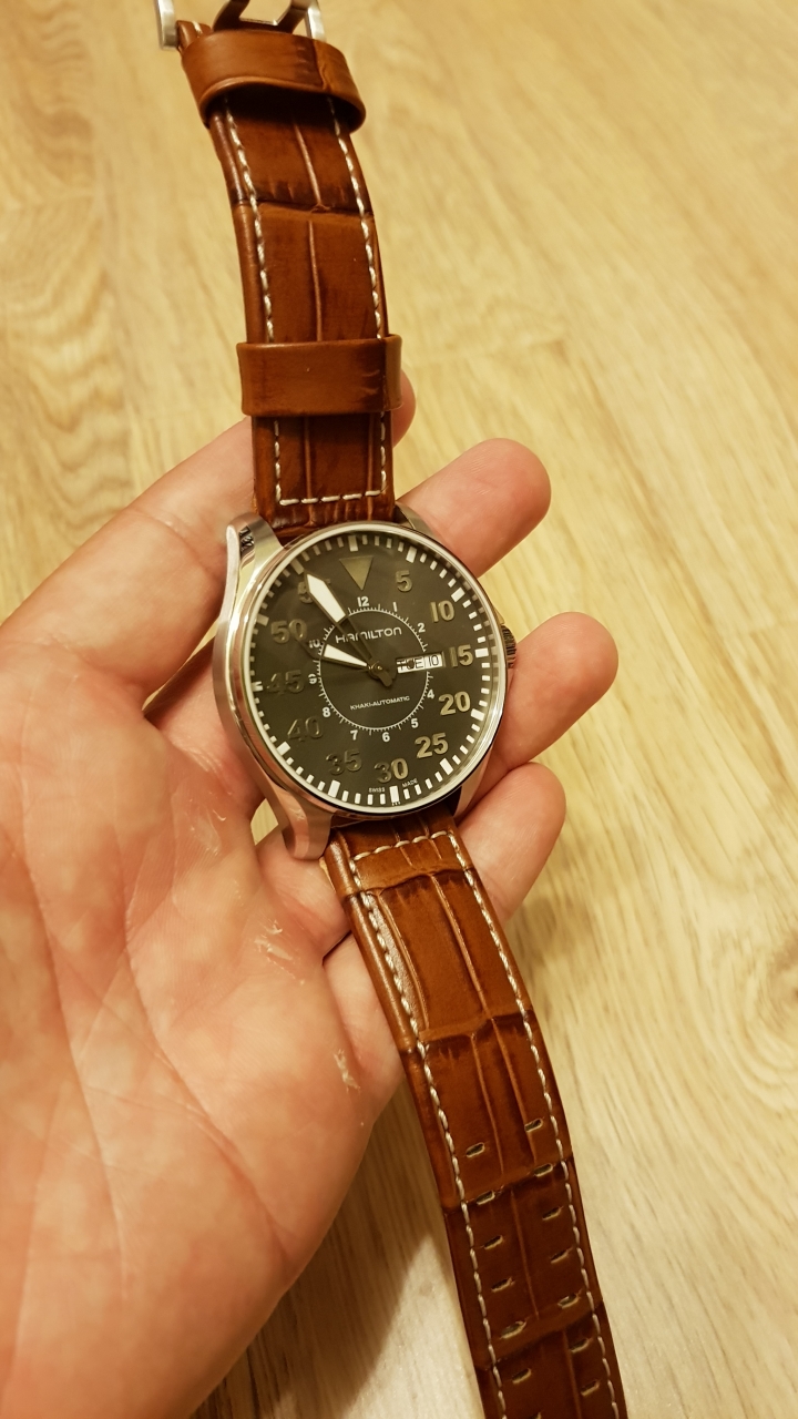 分享入手 46mm錶面  Hamilton機械錶