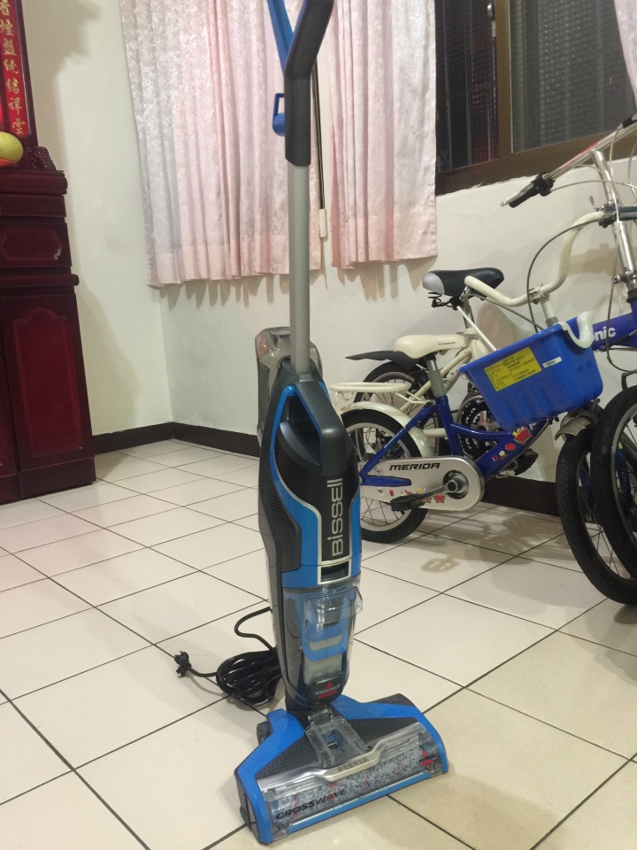 久違入手 Bissell Crosswave 三合一吸塵洗地機 17135 簡易開箱