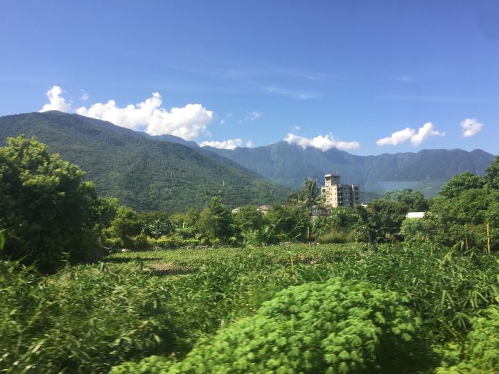 讓5歲孩子陪我完成多年前的鐵路環島計畫<景點美食篇1-1>