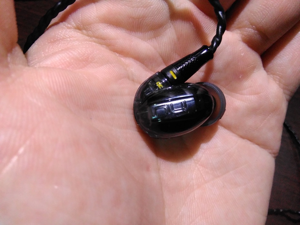 大公雞不專業的 Massdrop x NuForce EDC In-Ear Monitors 開箱