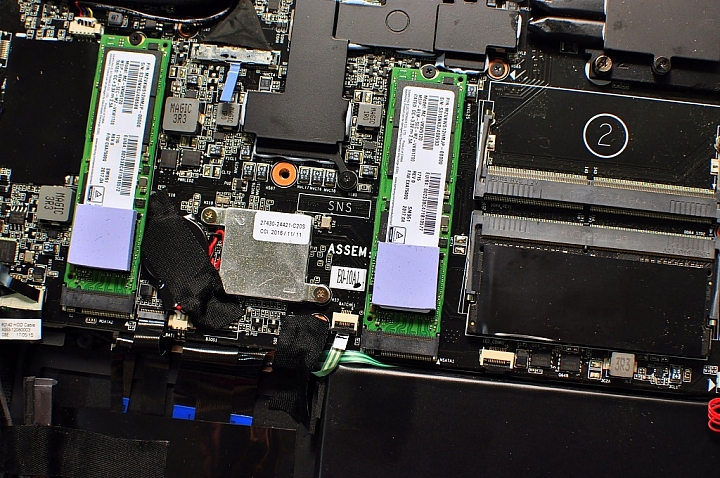 AORUS X9旗艦筆電，打造極輕極薄的高效能遊戲筆電