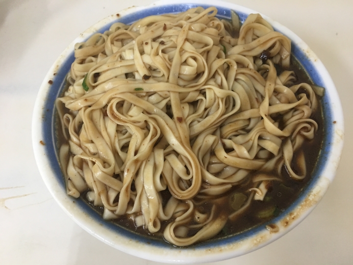 [食記] 文昌炸醬麵 台灣宜蘭美味的炸醬麵老店