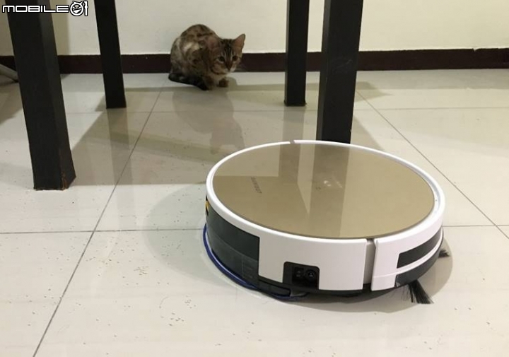 【不專業開箱】懶人至上！掃地G器人拯救寵物主