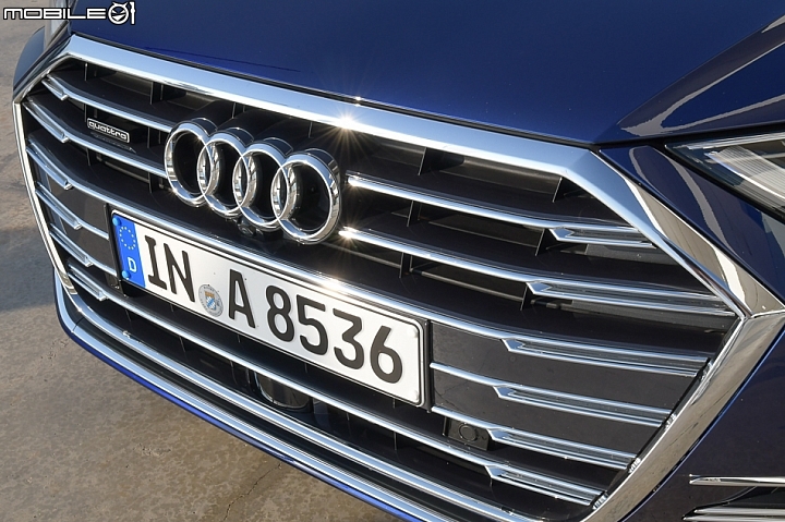 科技無止境 Audi 全新第四代 A8 L 60 TFSI quattro 西班牙奇幻試駕