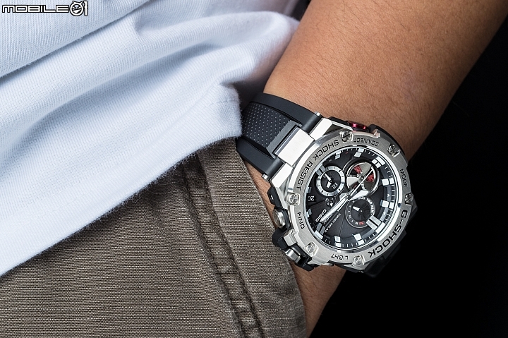 延續金屬質感！CASIO G-STEEL GST-B100-1A 搭載「太陽能電力 x 藍牙連線」讓功能更全面！