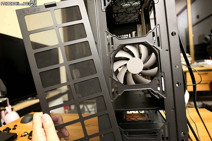 [開箱] ANTEC P110 Luce 開箱安裝心得