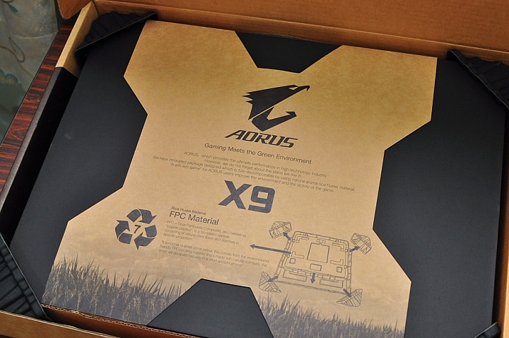 AORUS X9旗艦筆電，打造極輕極薄的高效能遊戲筆電