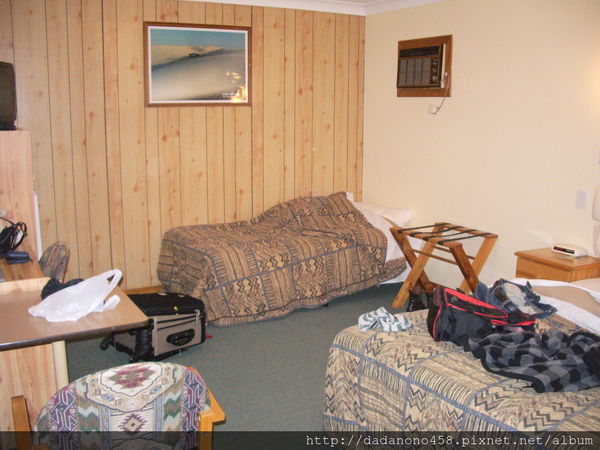 澳洲自由行: 澳洲大學城新英格蘭armidale,woolgoolga,karuahnelson bay,port stephens