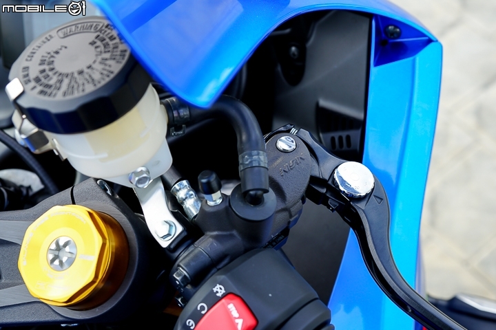 電控引擎全方位進化 2017 SUZUKI GSX-R1000R