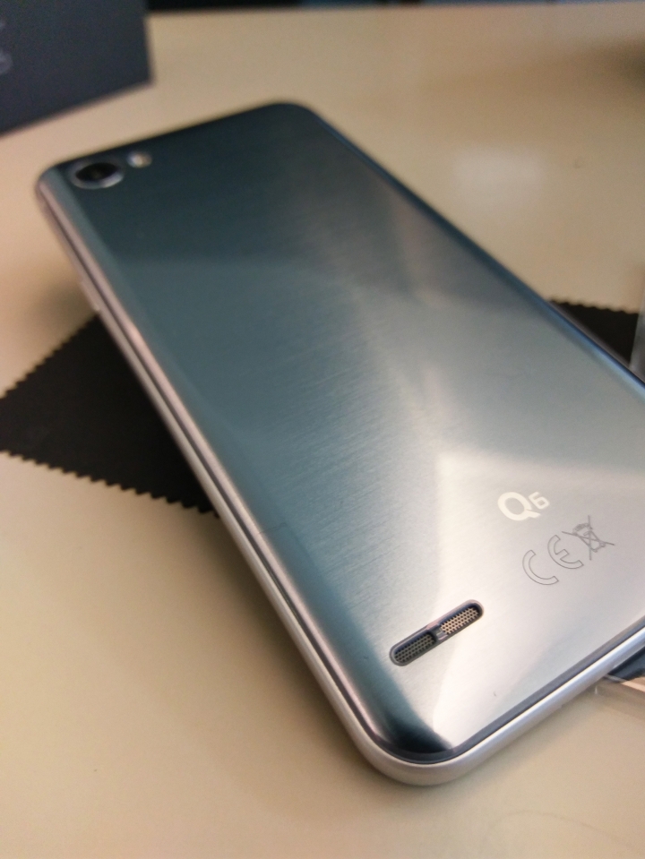 規格輕規、拍照卻不馬虎的LG Q6微開箱