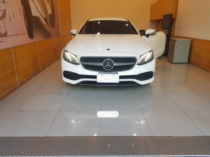 E200 coupe 極簡開箱  駕駛模式
