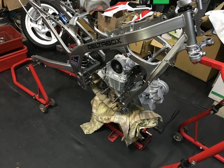 2016 YAMAHA FZR150 復活紀錄(圖多/縮時攝影)