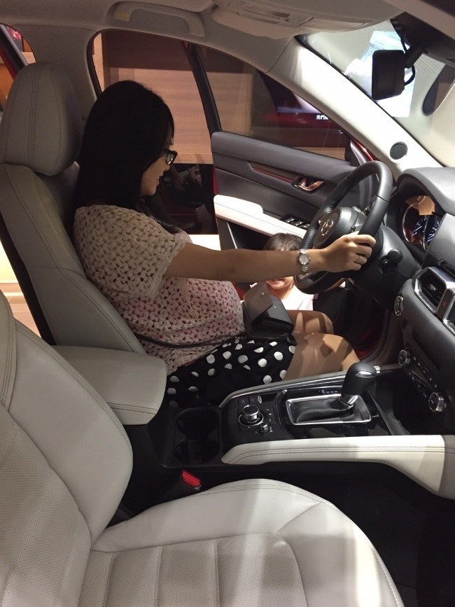 RAV 4 和CX5展間看車心得 (含圖)
