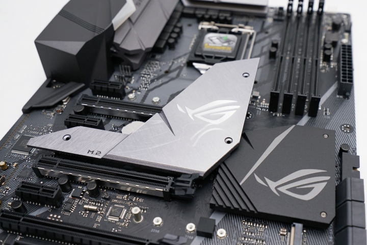 ASUS ROG STRIX Z370-F GAMING 功能完備 電競神采 Z370敗家之選